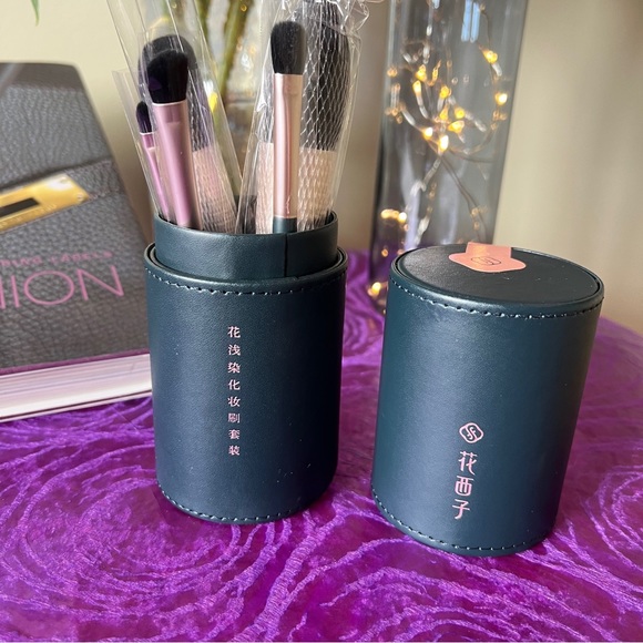 Florasis 🎉BNIB🎉 Luxury Makeup Brush Set (5 brushes) - Picture 8 of 12